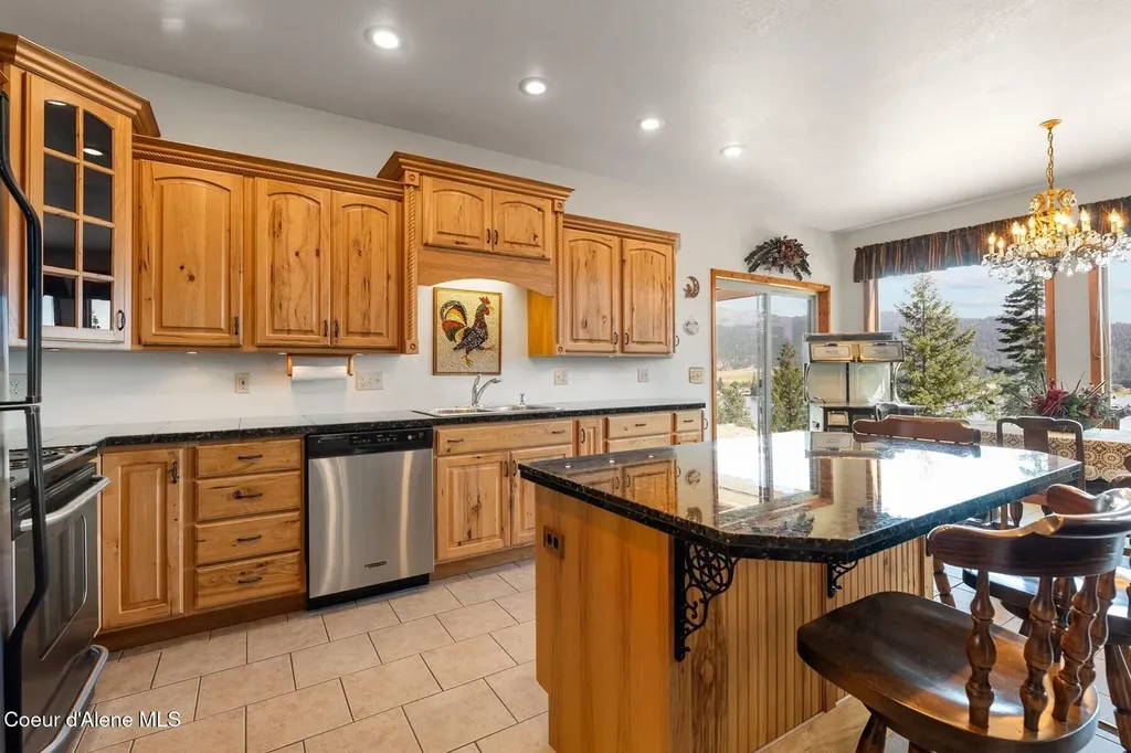 14830 Dufort Road Priest River ID 83856