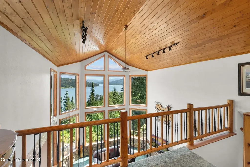 14830 Dufort Road Priest River ID 83856