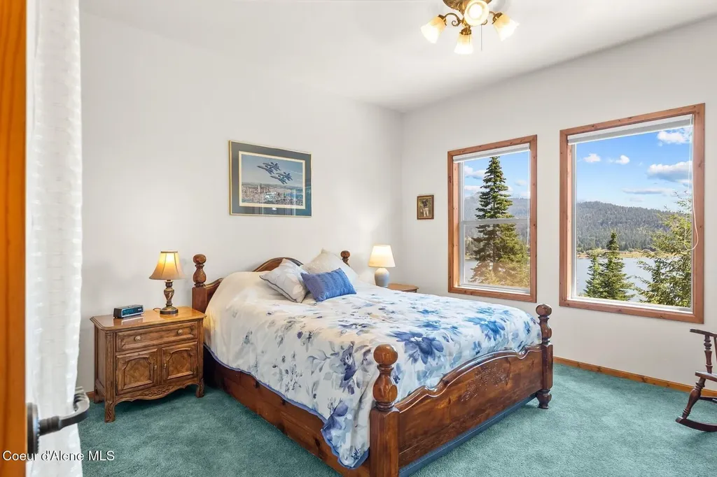14830 Dufort Road Priest River ID 83856
