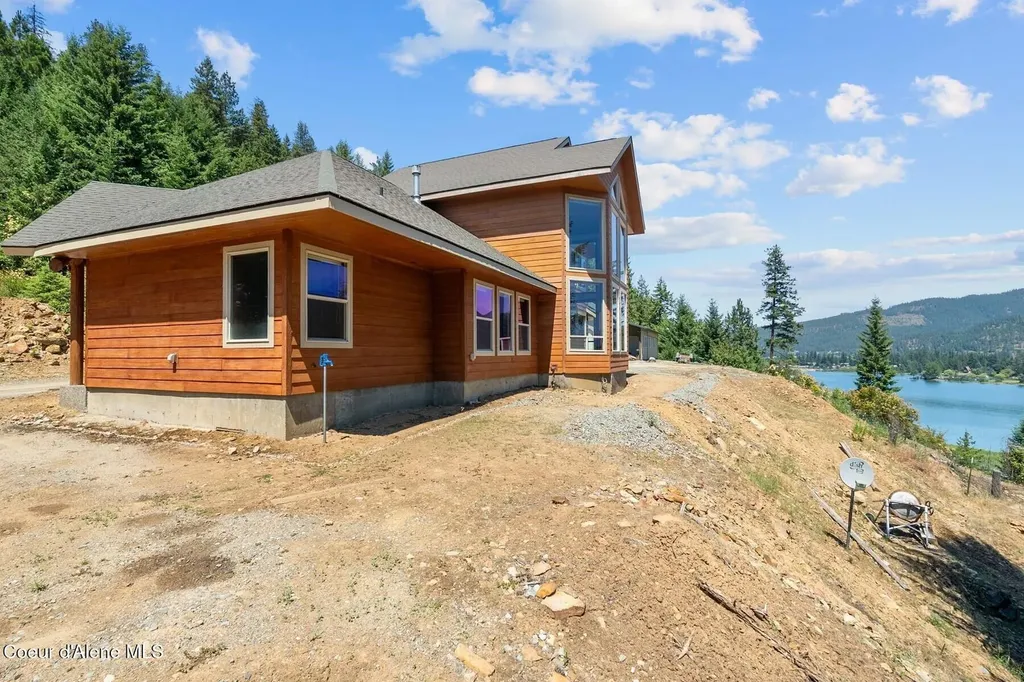 14830 Dufort Road Priest River ID 83856