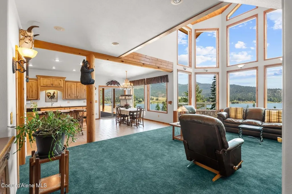 14830 Dufort Road Priest River ID 83856