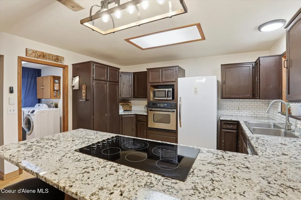 2455 W Seasons Road Athol ID 83801