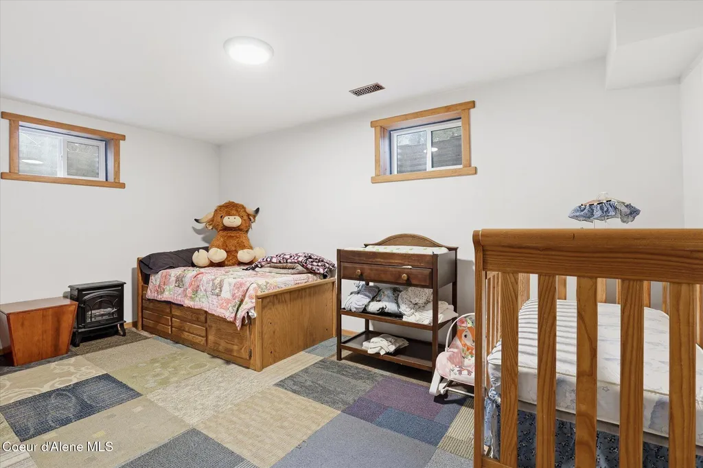 2455 W Seasons Road Athol ID 83801