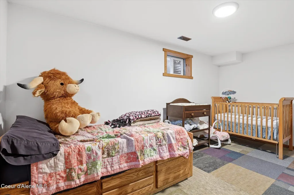 2455 W Seasons Road Athol ID 83801