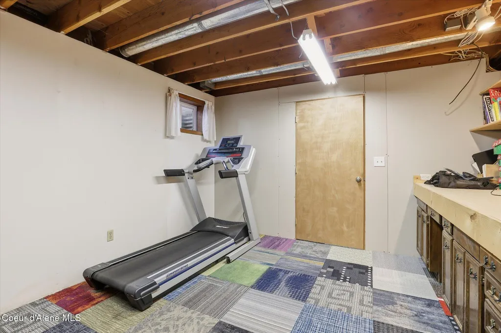 2455 W Seasons Road Athol ID 83801