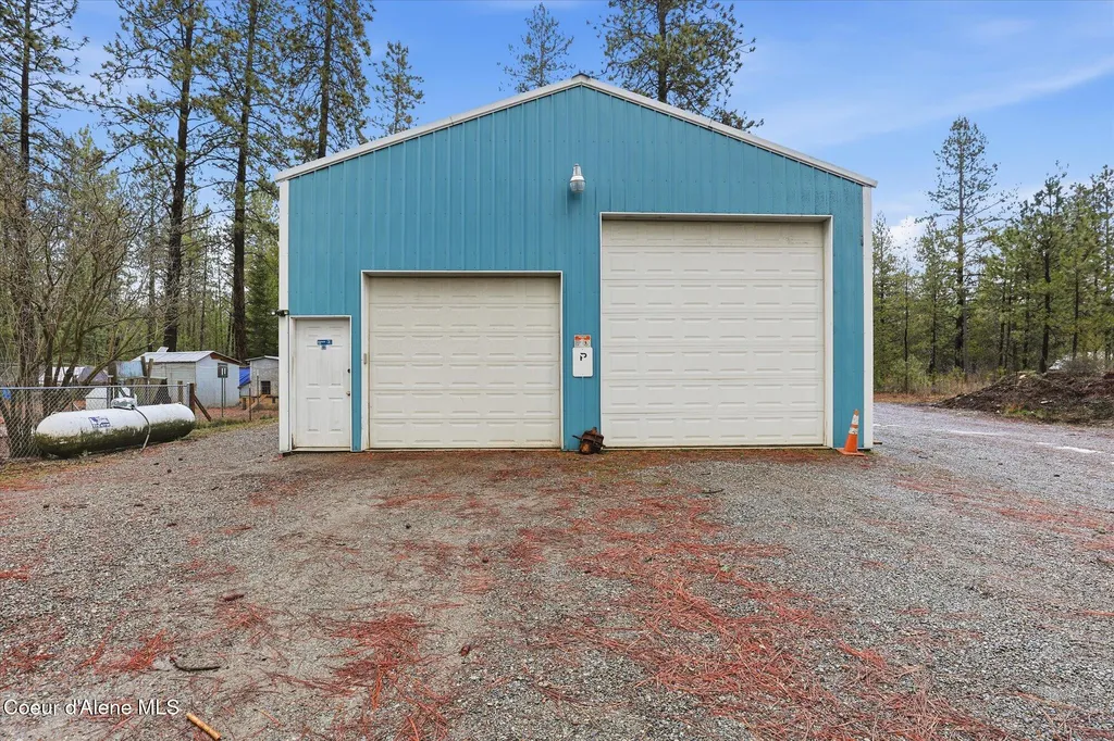 2455 W Seasons Road Athol ID 83801
