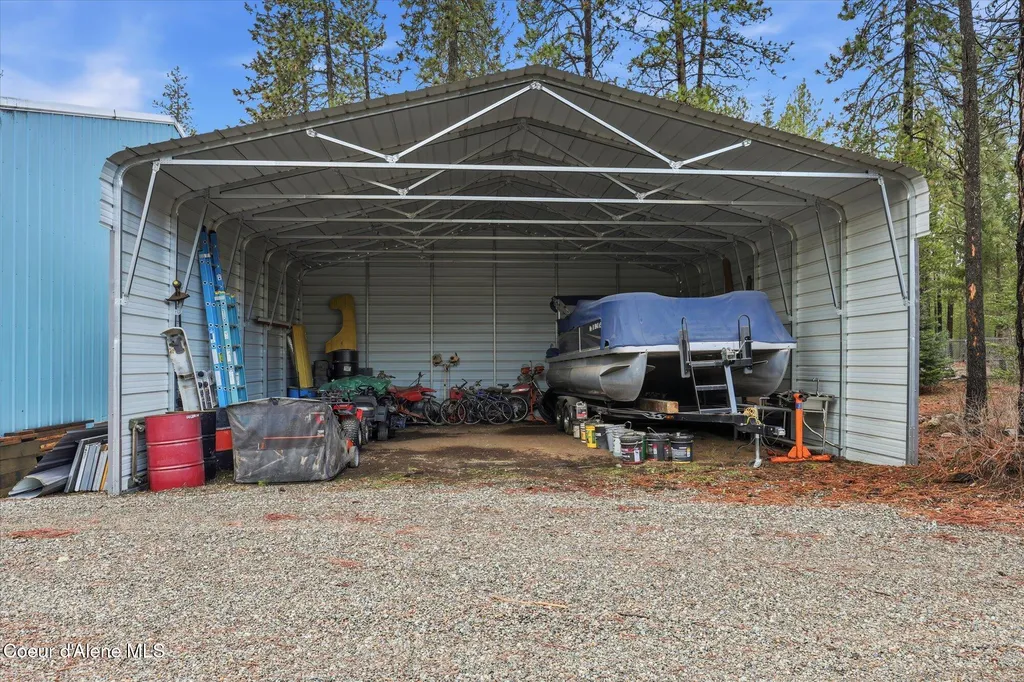 2455 W Seasons Road Athol ID 83801