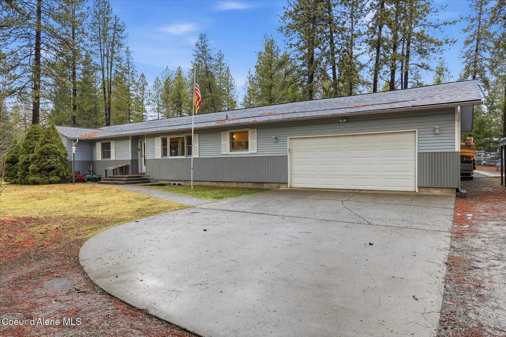 2455 W Seasons Road Athol ID 83801