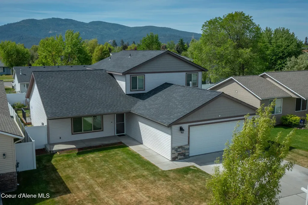 1324 E Yellowstone Avenue Post Falls ID 83854