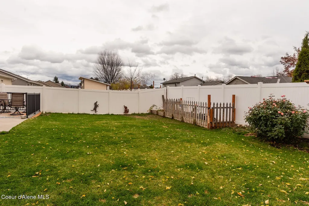 1324 E Yellowstone Avenue Post Falls ID 83854