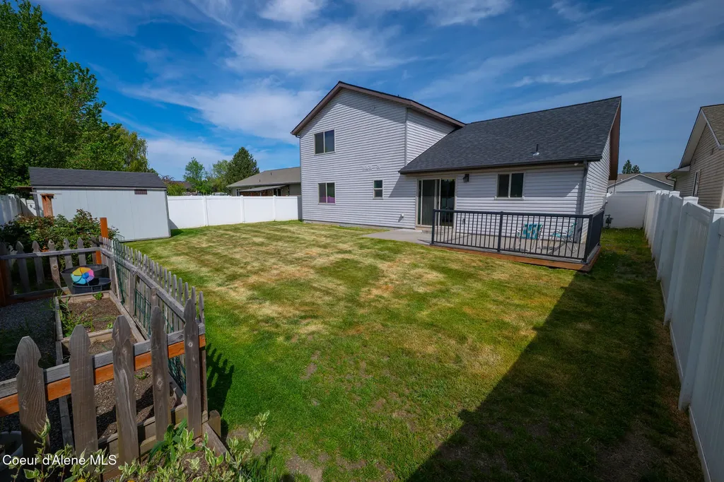 1324 E Yellowstone Avenue Post Falls ID 83854