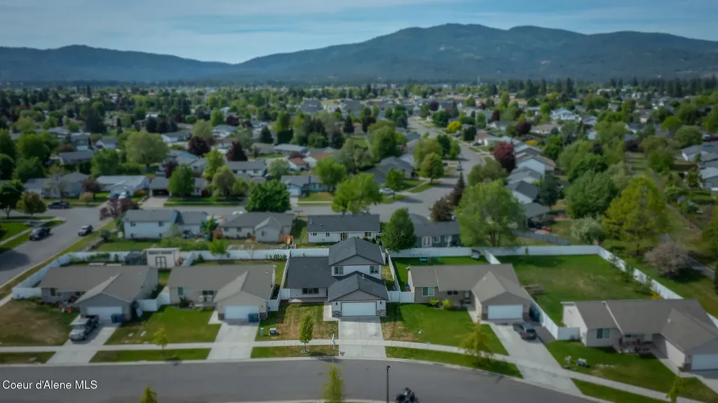 1324 E Yellowstone Avenue Post Falls ID 83854