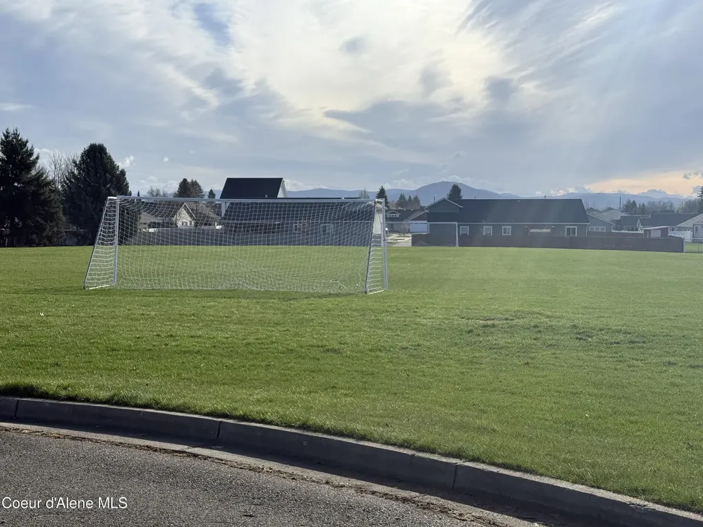 1324 E Yellowstone Avenue Post Falls ID 83854