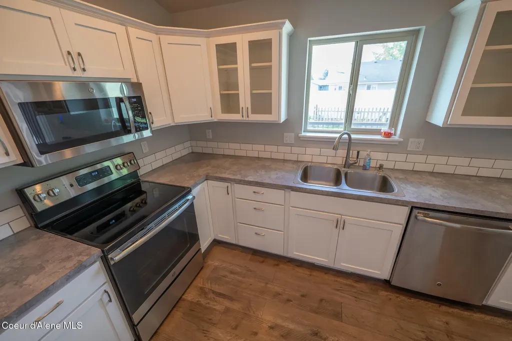 1324 E Yellowstone Avenue Post Falls ID 83854