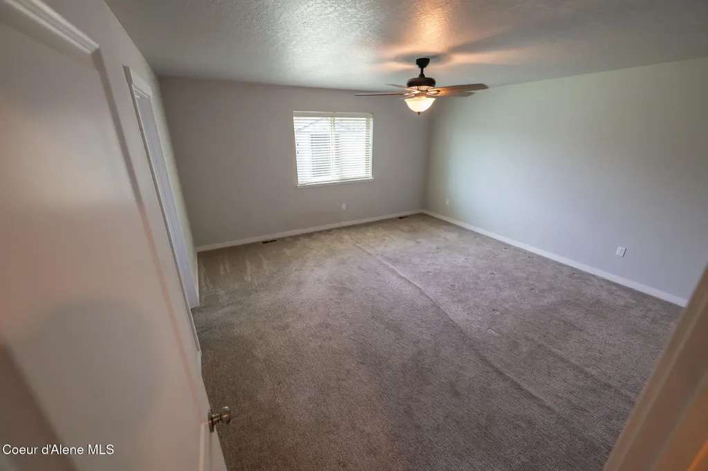 1324 E Yellowstone Avenue Post Falls ID 83854