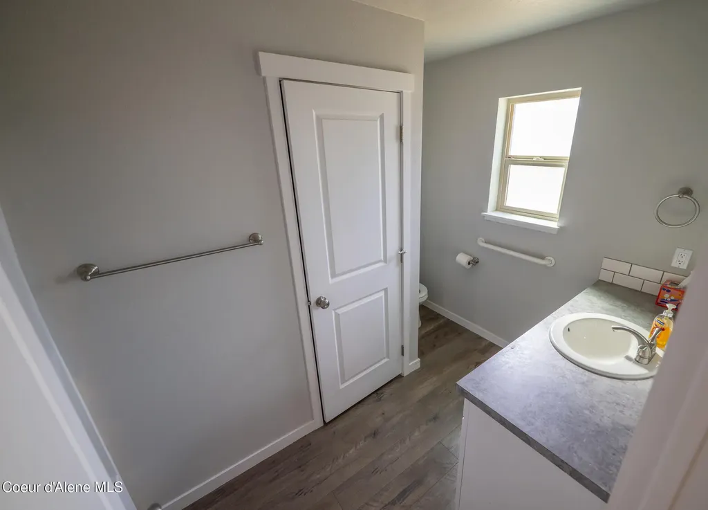 1324 E Yellowstone Avenue Post Falls ID 83854