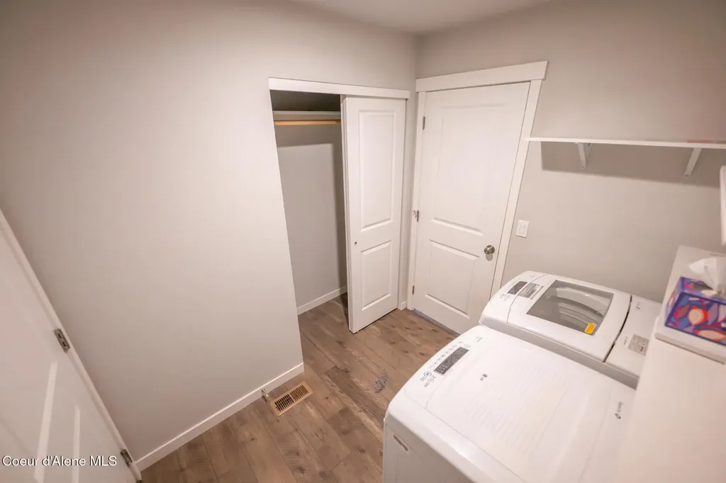 1324 E Yellowstone Avenue Post Falls ID 83854