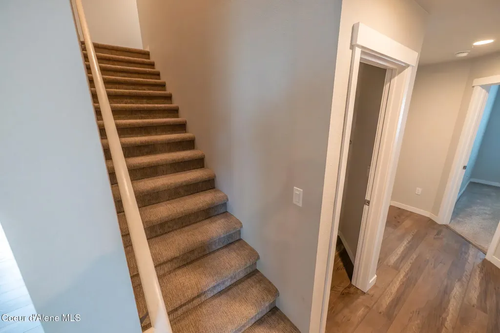 1324 E Yellowstone Avenue Post Falls ID 83854