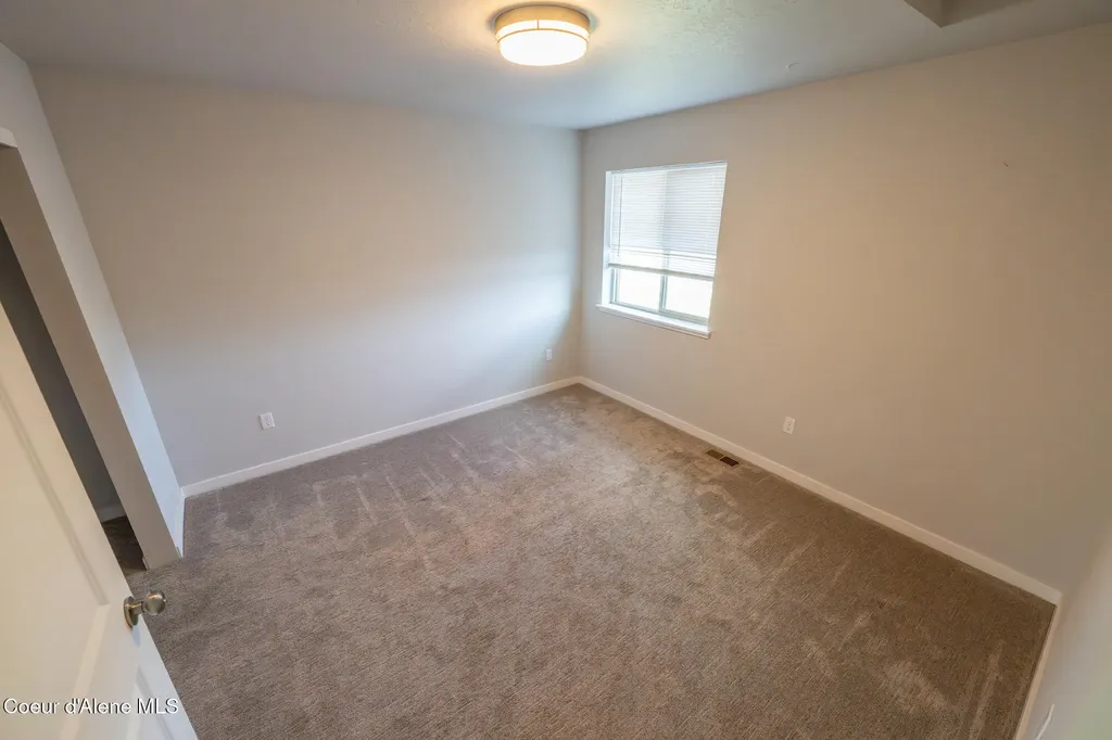1324 E Yellowstone Avenue Post Falls ID 83854