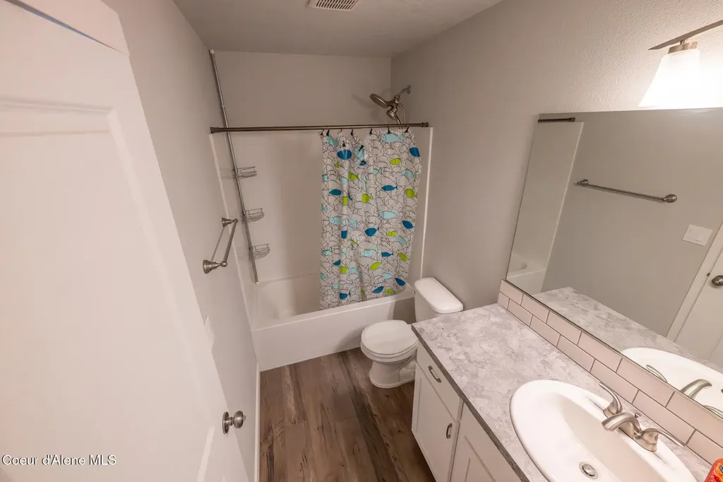 1324 E Yellowstone Avenue Post Falls ID 83854