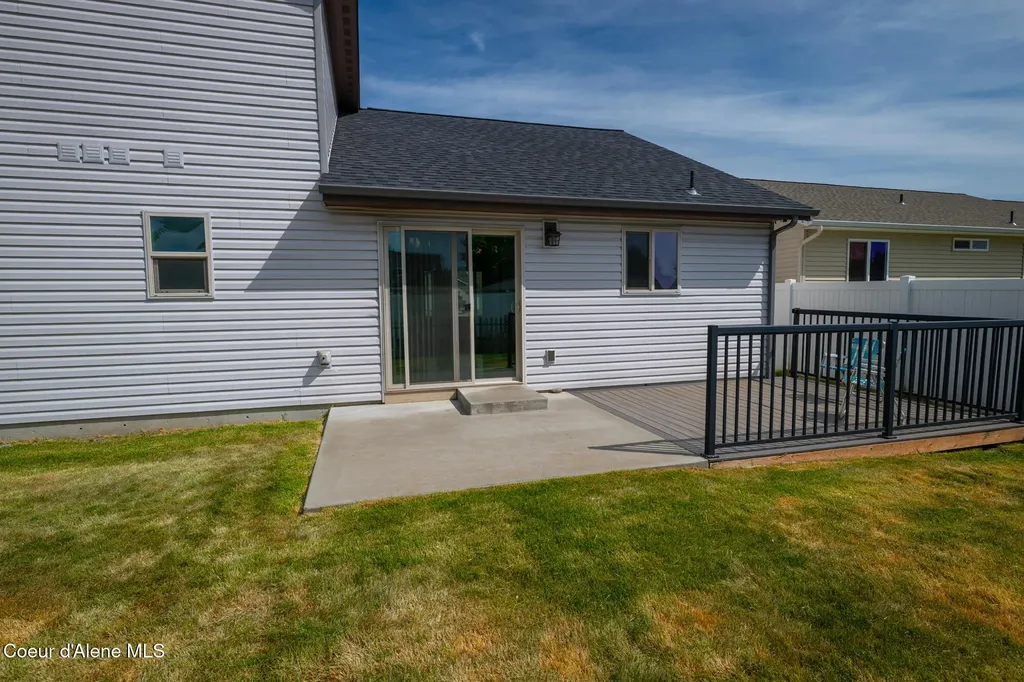 1324 E Yellowstone Avenue Post Falls ID 83854