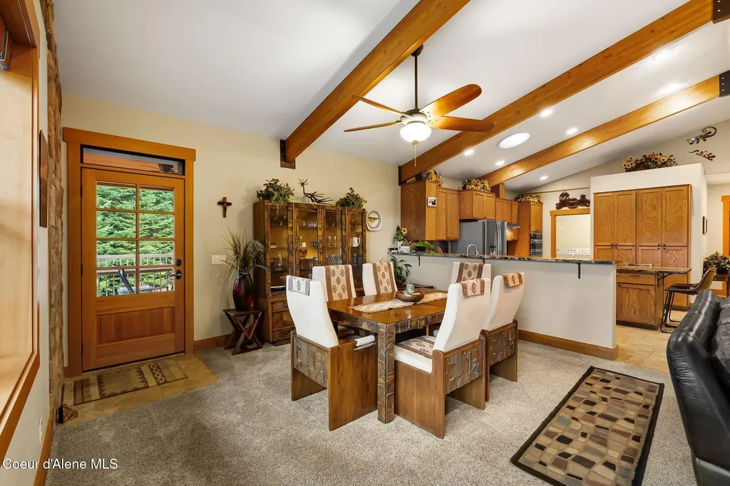 457 Gypsy Bay Road Sagle ID 83860
