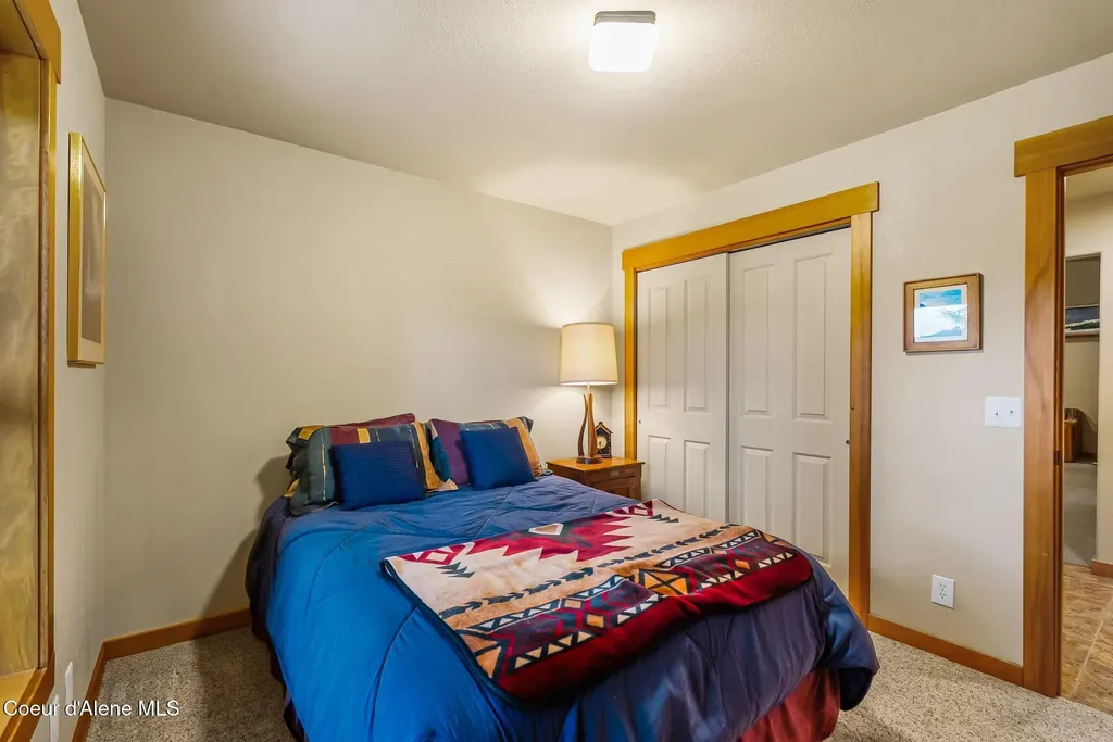 457 Gypsy Bay Road Sagle ID 83860