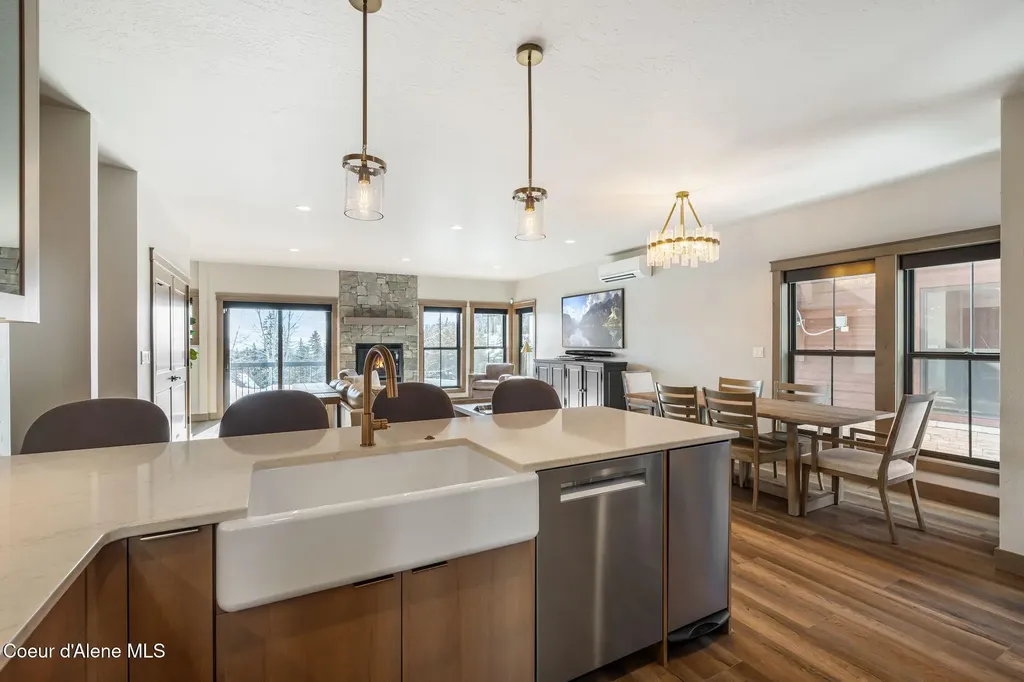50 Olaf Court Sandpoint ID 83864