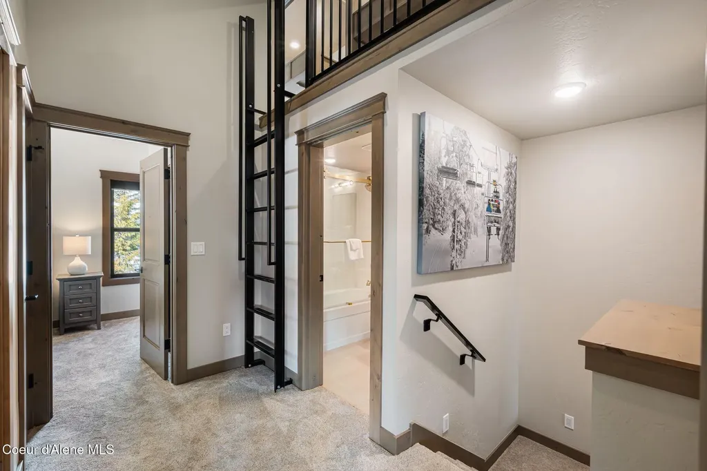 50 Olaf Court Sandpoint ID 83864