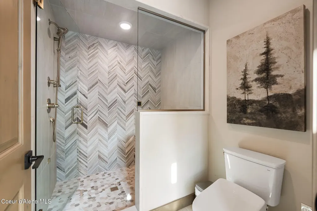50 Olaf Court Sandpoint ID 83864