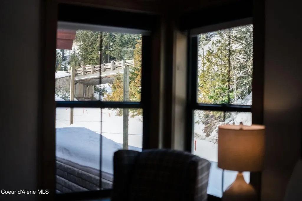 50 Olaf Court Sandpoint ID 83864