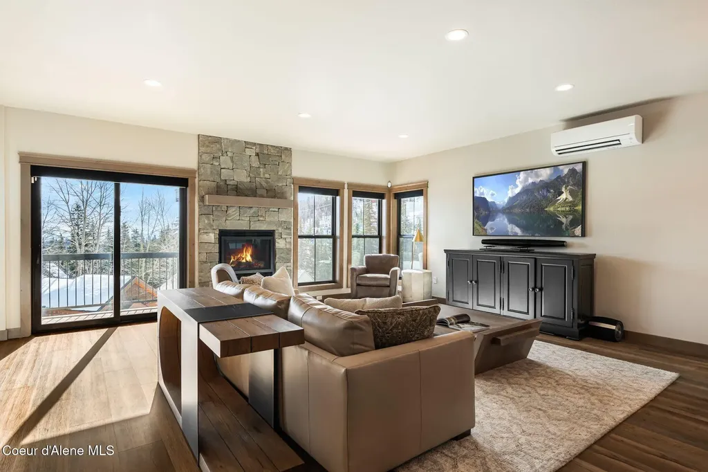 50 Olaf Court Sandpoint ID 83864