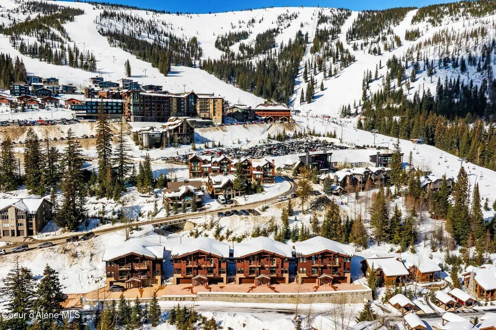50 Olaf Court Sandpoint ID 83864