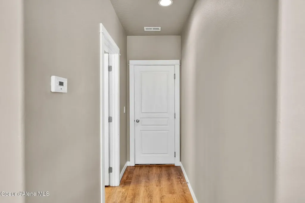 3423 E Hope Avenue Post Falls ID 83854