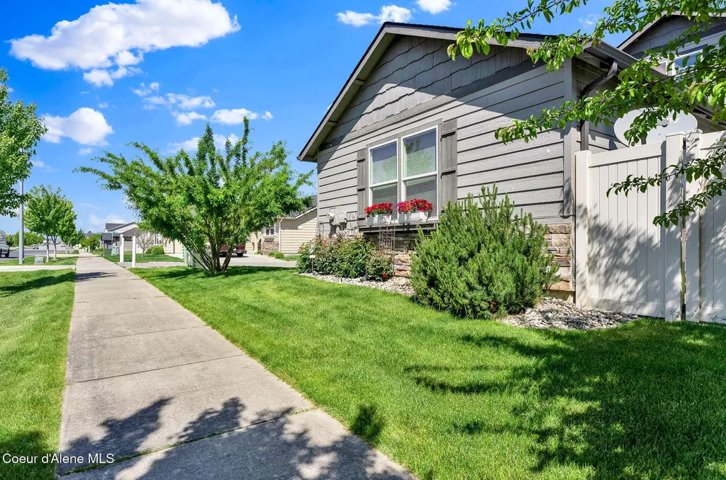 3423 E Hope Avenue Post Falls ID 83854