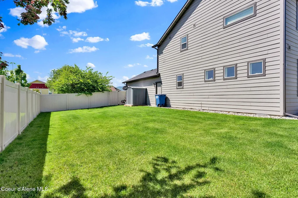 3423 E Hope Avenue Post Falls ID 83854