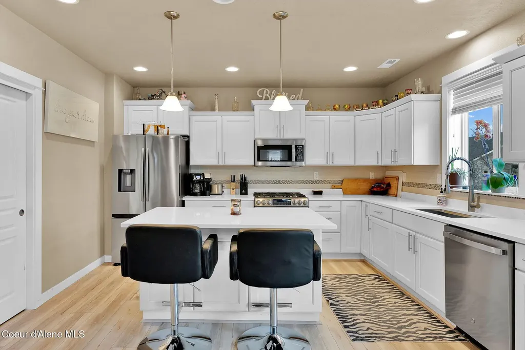 3423 E Hope Avenue Post Falls ID 83854