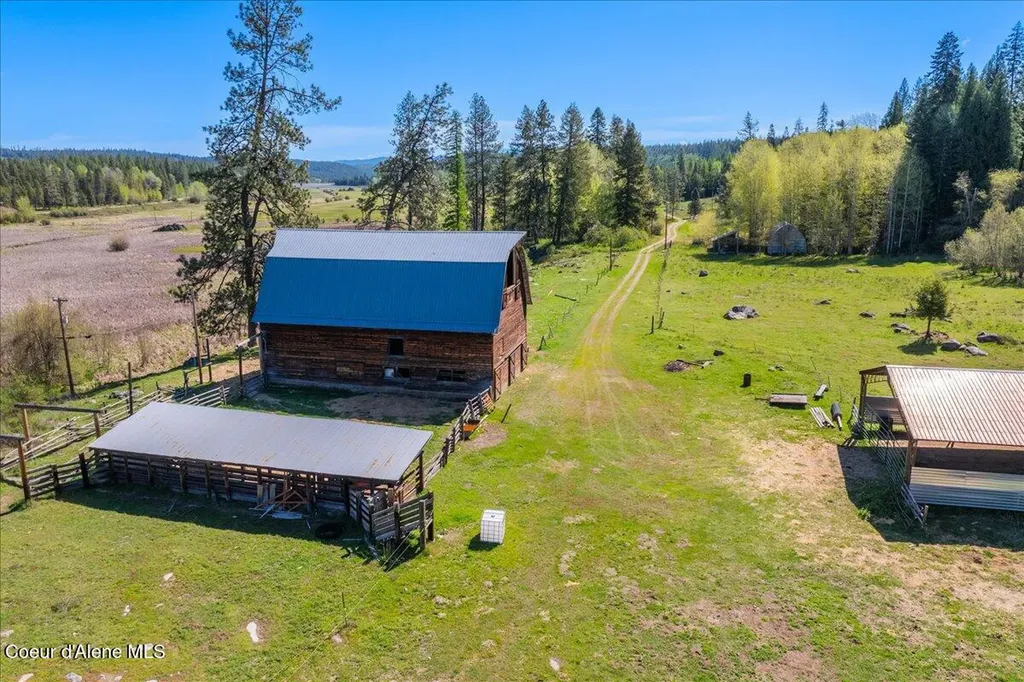 4610 Kelso Lake Road Athol ID 83801