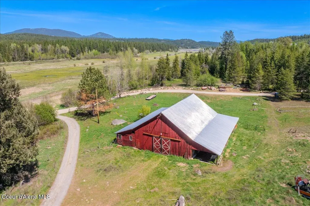 4610 Kelso Lake Road Athol ID 83801