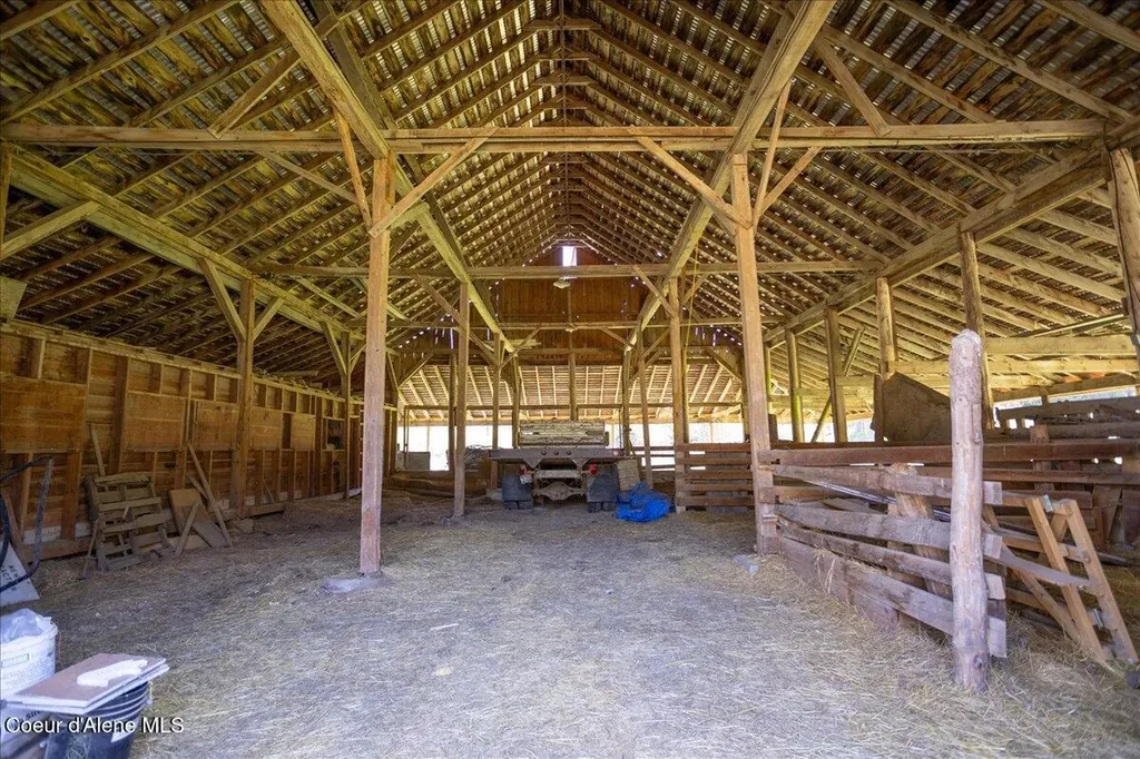 4610 Kelso Lake Road Athol ID 83801