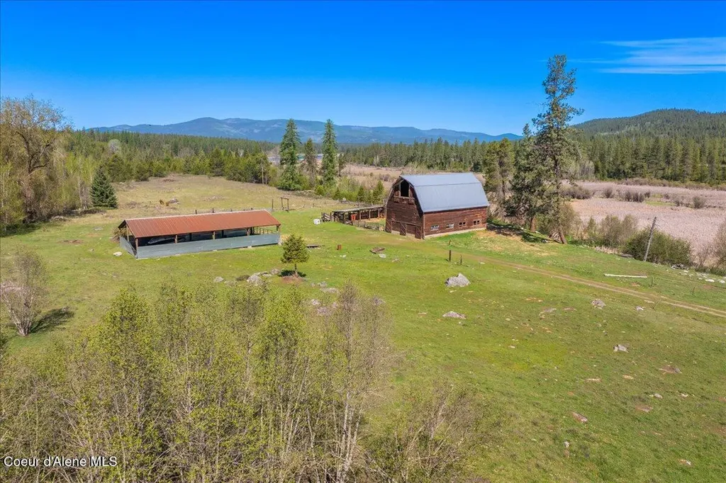 4610 Kelso Lake Road Athol ID 83801