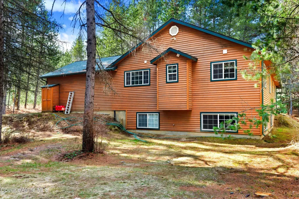 5565 Selle Road Sandpoint ID 83864