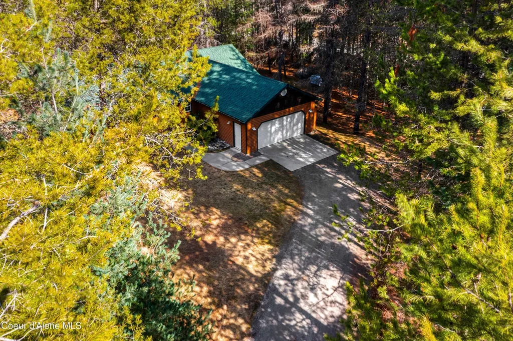 5565 Selle Road Sandpoint ID 83864