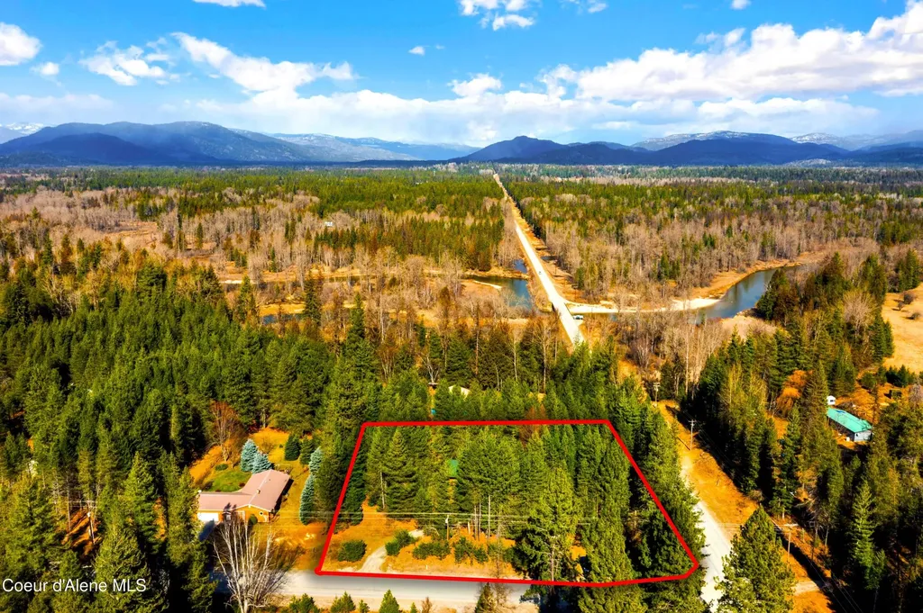 5565 Selle Road Sandpoint ID 83864