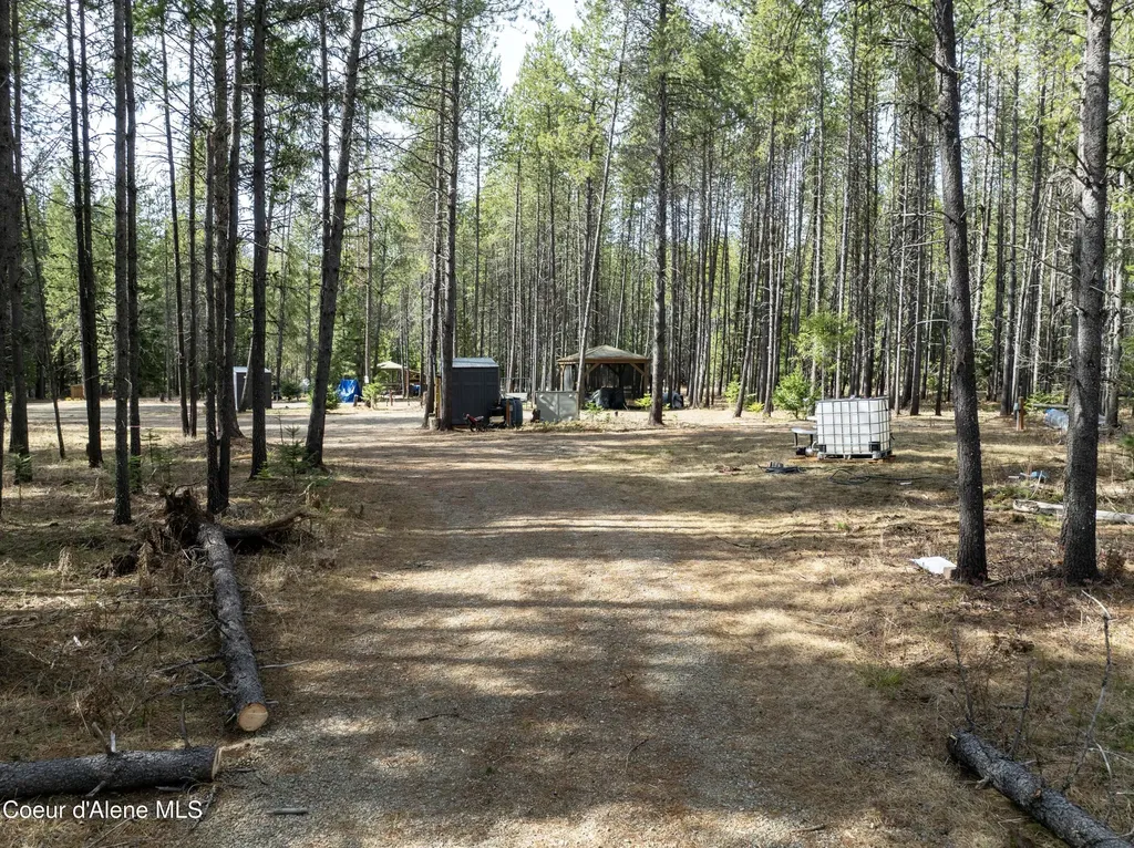 11271 Eastside Road Priest River ID 83856