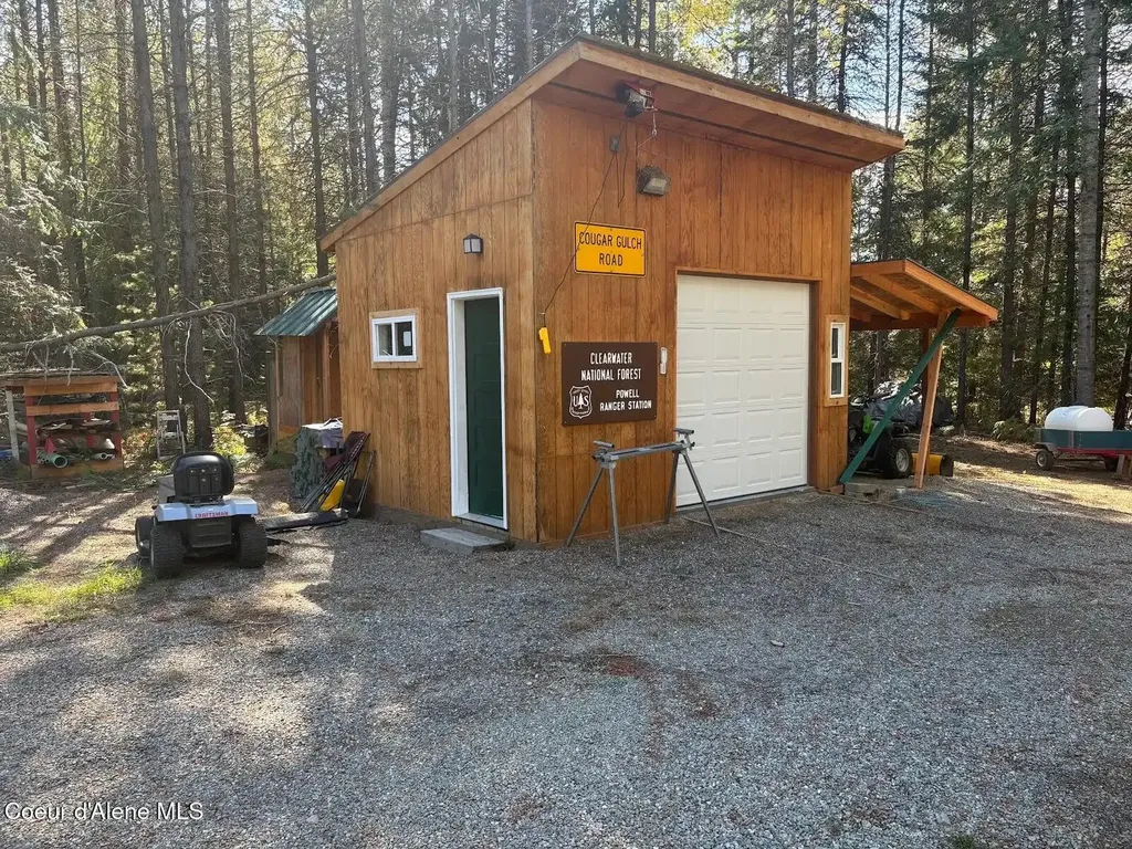 11271 Eastside Road Priest River ID 83856