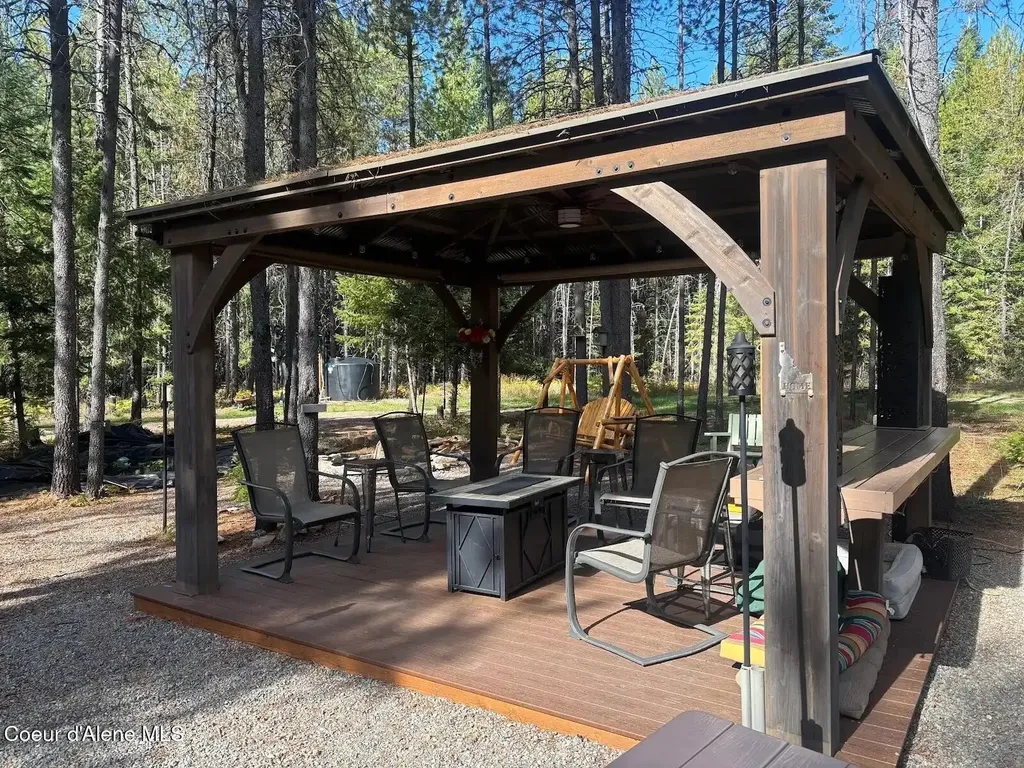 11271 Eastside Road Priest River ID 83856