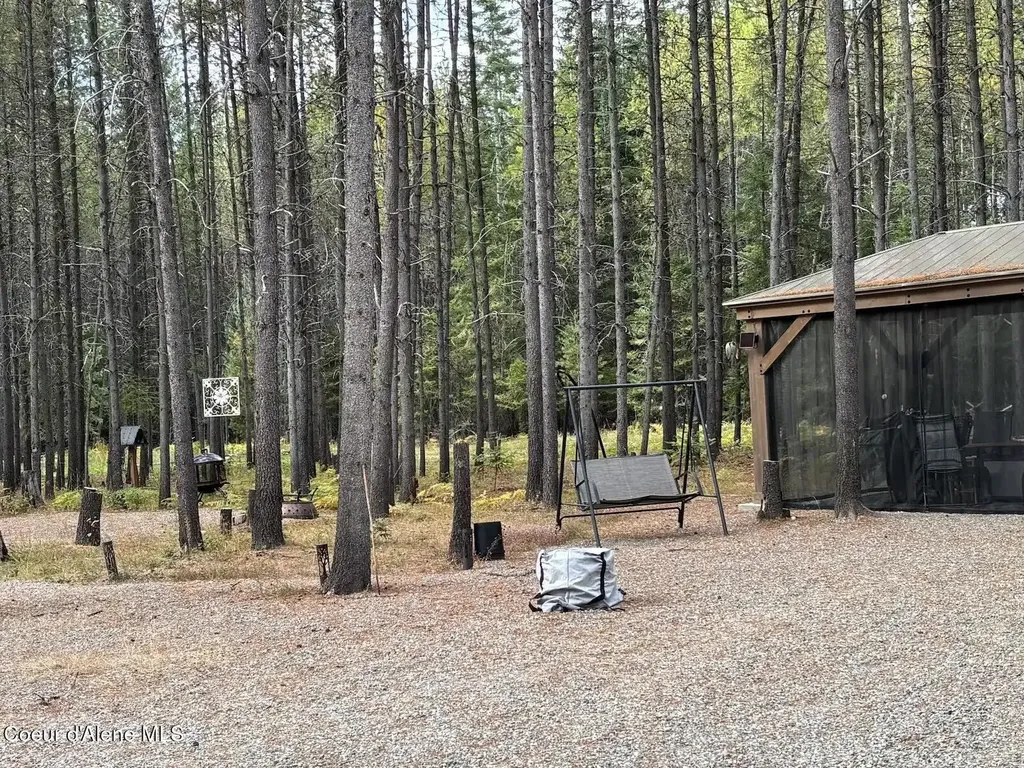 11271 Eastside Road Priest River ID 83856