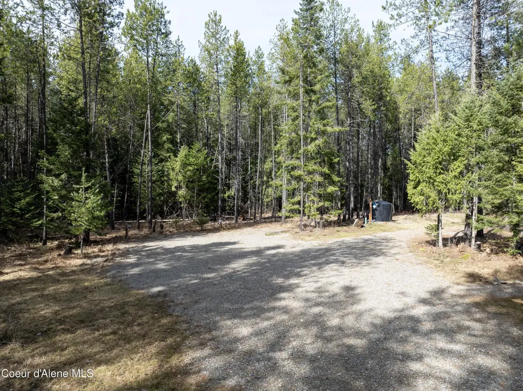 11271 Eastside Road Priest River ID 83856