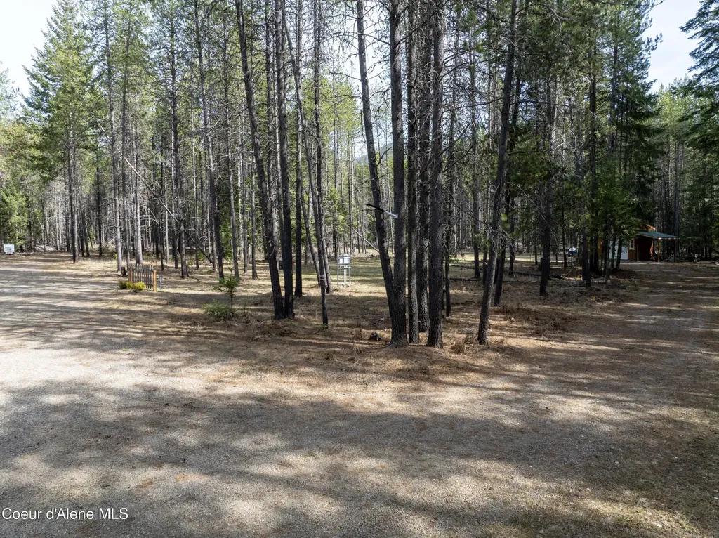 11271 Eastside Road Priest River ID 83856